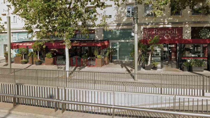 Patrullaje en la Barceloneta por una oleada de robos en restaurantes