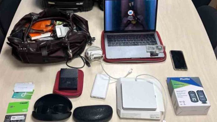 Pillado tras robar una maleta a un asistente del MWC