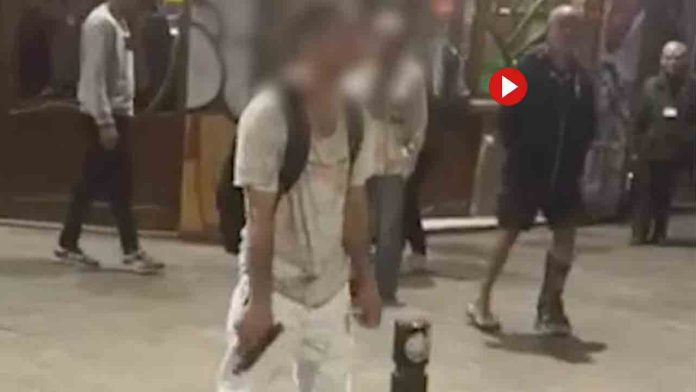 Detenido en el Raval un hombre armado con una pistola Detenido en el Raval un hombre armado con una pistola