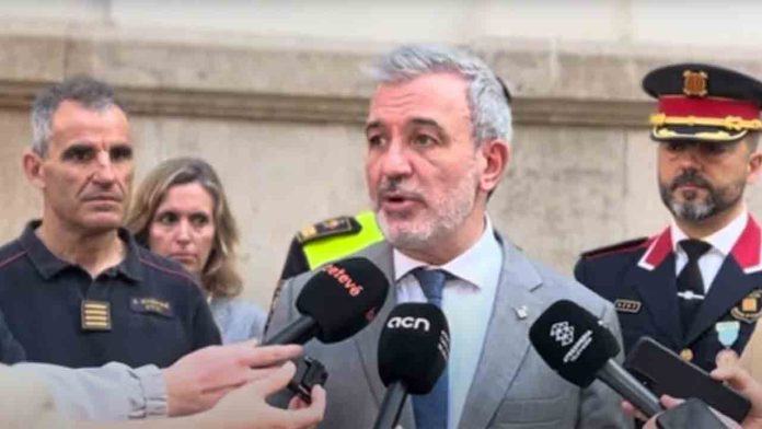 Habilitación de polideportivos en Barcelona para personas incomunicadas