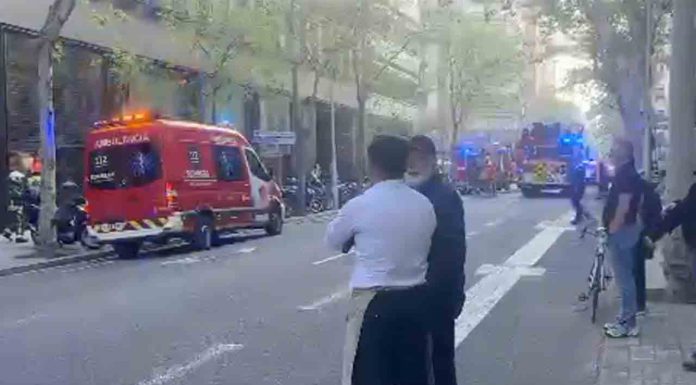 Incendio en el Hotel Seventy, en el Eixample, sin heridos Incendio en el Hotel Seventy, en el Eixample, sin heridos