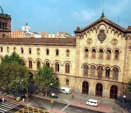 Lss universidades de Barcelona modifican sus actividades por el apagón eléctrico Lss universidades de Barcelona modifican sus actividades por el apagón eléctrico