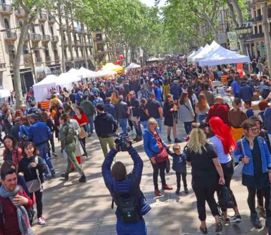 Paradas de libros y rosas en Sant Jordi 2025 Paradas de libros y rosas en Sant Jordi 2025