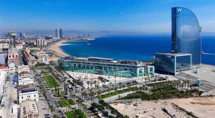 Barcelona desactiva la alerta después del paro del suministro eléctrico Barcelona desactiva la alerta después del paro del suministro eléctrico