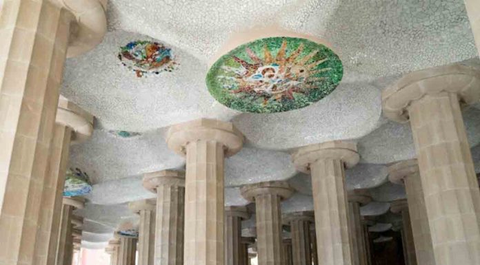 El Ayuntamiento invertirá 39 millones en el Park Güell El Ayuntamiento invertirá 39 millones en el Park Güell