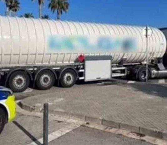 Positivo en tres drogas un camionero con 18.000 kilos de gas inflamable Positivo en tres drogas un camionero con 18.000 kilos de gas inflamable