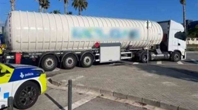 Positivo en tres drogas un camionero con 18.000 kilos de gas inflamable Positivo en tres drogas un camionero con 18.000 kilos de gas inflamable