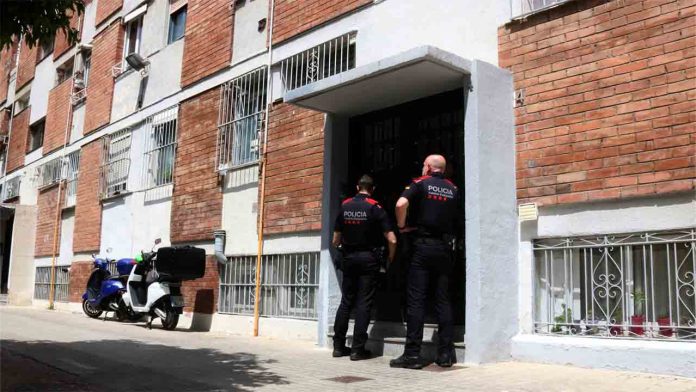 Prisión para el detenido por la muerte de su pareja en Ciutat Meridiana