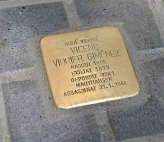Se comienzan a colocar los adoquines de la memoria del programa Stolpersteine Se comienzan a colocar los adoquines de la memoria del programa Stolpersteine