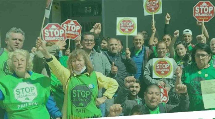 Suspendido el desahucio de una mujer y su hijo de tres meses en el Camp de l’Arpa Suspendido en desahucio de una mujer y su hijo de tres meses en el Camp de l'Arpa