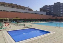 Barcelona abre las piscinas municipales al aire libre con la llegada del calor Barcelona abre las piscinas municipales al aire libre con la llegada del calor