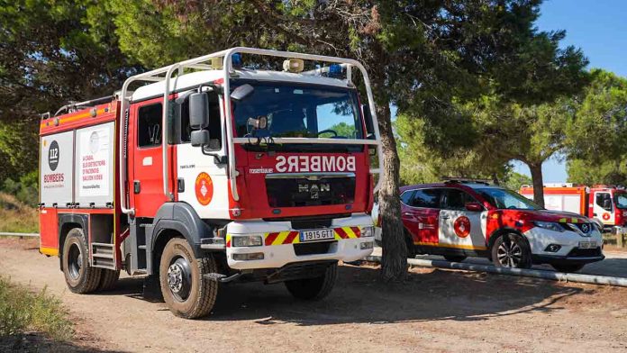 La carretera de les Aigües suma dos fuegos en 24 horas y la verbena deja tres incendios más en distintos puntos de la sierra barcelonesa