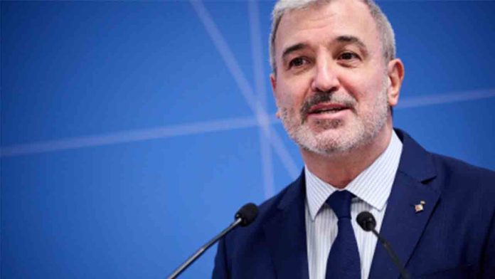 Collboni celebra la noticia de la ampliación del aeropuerto de El Prat