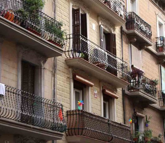 El alquiler se abarata en Barcelona tras el tope de precios El alquiler se abarata en Barcelona tras el tope de precios