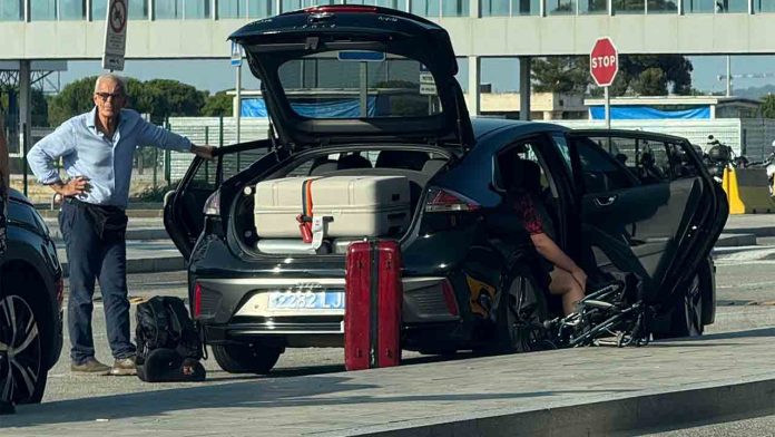 El taxi logra avances importantes frente al intrusismo de los VTC en el aeropuerto
