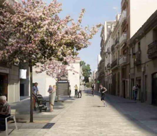 Se reanudan las obras para convertir la calle de Taulat en una vía de plataforma única Se reanudan las obras para convertir la calle de Taulat en una vía de plataforma única