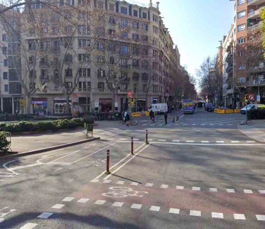 Afectaciones en el paseo Sant Joan y Provença por las obras del Metro Verdaguer Afectaciones en el paseo Sant Joan y Provença por las obras del Metro Verdaguer