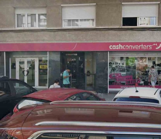 Atracan un Cash Converters de Badalona llev谩ndose todas las joyas Atracan un Cash Converters de Badalona llev谩ndose todas las joyas