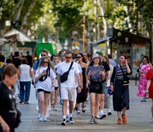 Barcelona destina 2,66 M€ del impuesto turístico a 27 nuevos proyectos Barcelona destina 2,66 M€ del impuesto turístico a 27 nuevos proyectos