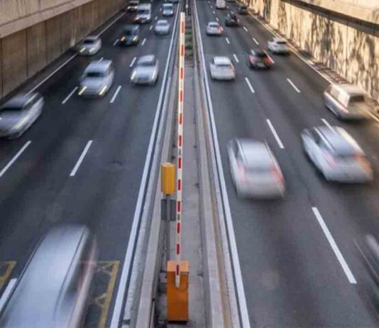 Corte de un carril por sentido entre las salidas 5 y 6 de la Ronda de Dalt Corte de un carril por sentido entre las salidas 5 y 6 de la Ronda de Dalt