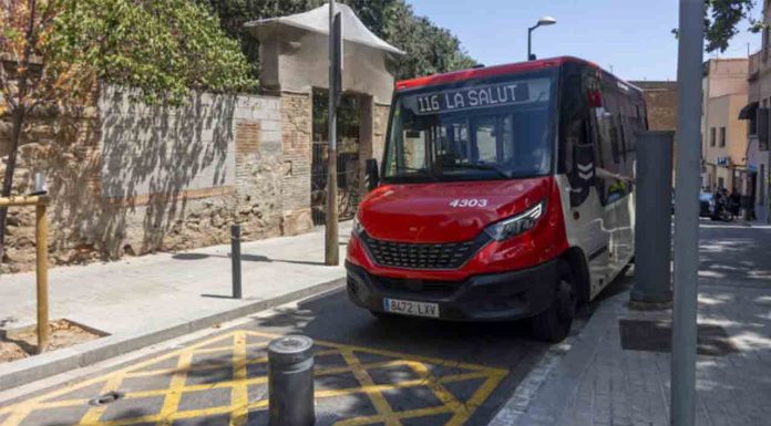 Más control de acceso al barrio de la Salut: nuevo pilón en funcionamiento Más control de acceso al barrio de la Salut: nuevo pilón en funcionamiento