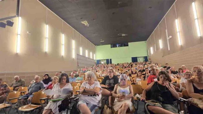 Nou Barris exige más médicos para el CAP de Ciutat Meridiana Nou Barris exige más médicos para el CAP de Ciutat Meridiana