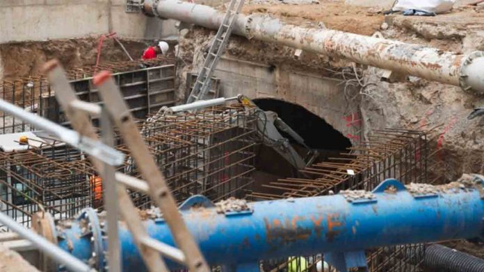 Las obras del nuevo colector de Vila i Vilà alcanzan su fase intermedia
