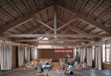 Rehabilitación de la Casa del Sucre: un centro comunitario para la Sagrada Familia Rehabilitación de la Casa del Sucre un centro comunitario para la Sagrada Familia