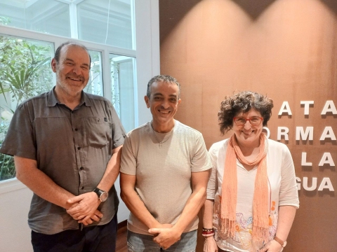 La nueva ley del taxi exigirá catalán a todos los conductores