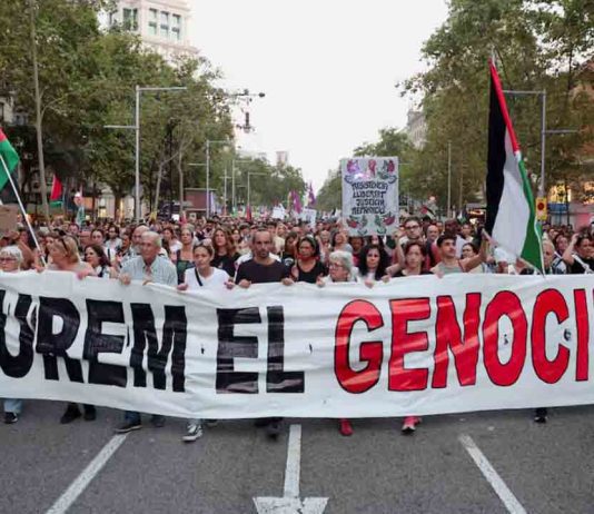 7.000 manifestantes se movilizan en Barcelona en apoyo a Palestina 7.000 manifestantes se movilizan en Barcelona en apoyo a Palestina