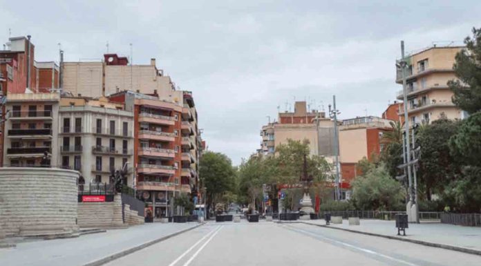 Arrancan las obras de la nueva plaza frente a la Sagrada Familia Arrancan las obras de la nueva plaza frente a la Sagrada Familia