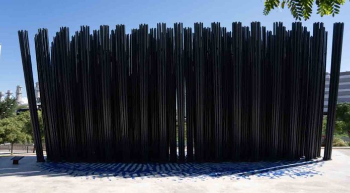 Barcelona recuerda a las víctimas del franquismo en el Camp de la Bota Barcelona recuerda a las víctimas del franquismo en el Camp de la Bota