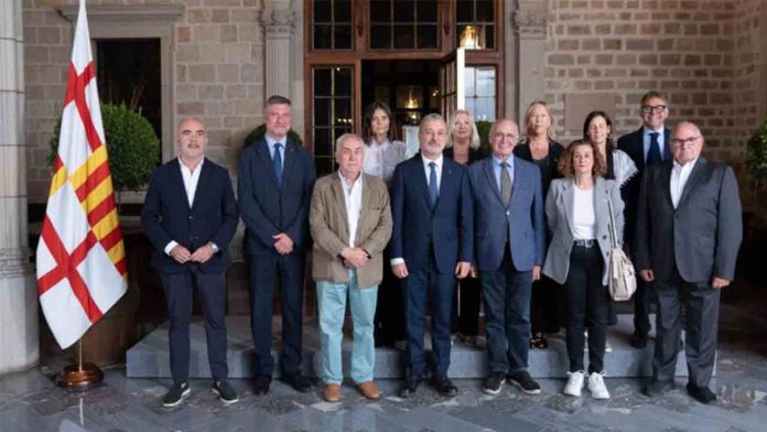 Barcelona se compromete con los derechos de las personas mayores