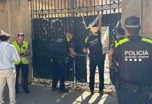 Desalojo de un asentamiento en un solar de la calle Pallars, en Poblenou Desalojo de un asentamiento en un solar de la calle Pallars, en Poblenou