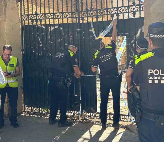 Desalojo de un asentamiento en un solar de la calle Pallars, en Poblenou Desalojo de un asentamiento en un solar de la calle Pallars, en Poblenou