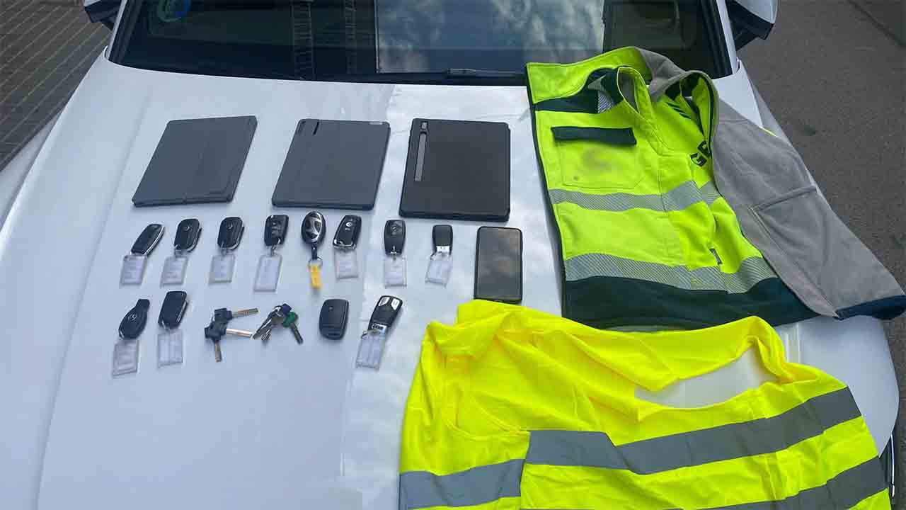 Detenidos en Sants por robar coches de alquiler: uno de ellos reincidió al día siguiente