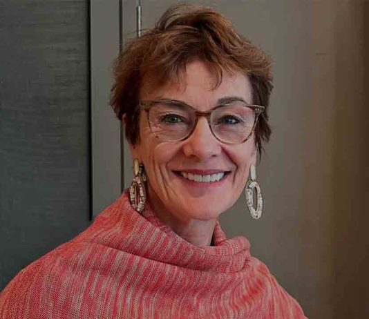 Dra. Josephine Loftus: “El arte ayuda a sobrellevar el estrés y la desesperanza” Dra. Josephine Loftus: “El arte ayuda a sobrellevar el estrés y la desesperanza”