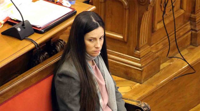 El Ayuntamiento revoca la Medalla de Honor al Mérito a Rosa Peral El Ayuntamiento revoca la Medalla de Honor al Mérito a Rosa Peral