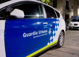 Detenido un hombre tras una agresión con arma blanca en la rambla del Raval La Guàrdia Urbana equipará todos sus vehículos con detectores de armas blancas