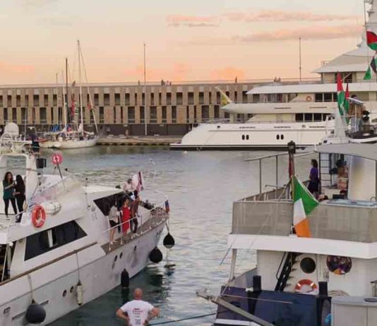 La Flotilla Solidaria zarpa de nuevo desde Barcelona rumbo a Gaza tras el mal tiempo La Flotilla Solidaria zarpa de nuevo desde Barcelona rumbo a Gaza tras el mal tiempo