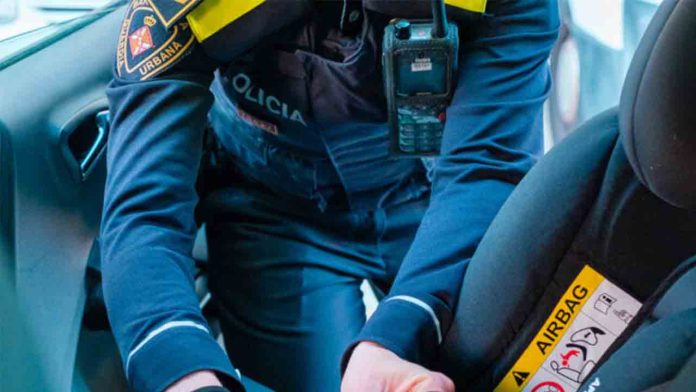 La Guàrdia Urbana refuerza los controles de seguridad pasiva en la conducción
