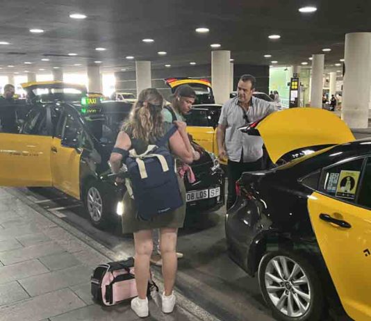 Los Mossos recuperan un reloj de 130.000 € robado en el aeropuerto Los Mossos recuperan un reloj de 130.000 € robado en el aeropuerto