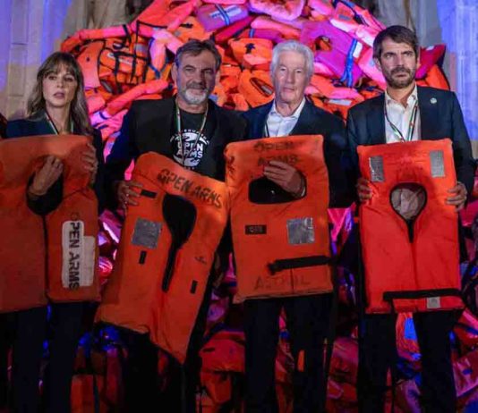 Richard Gere celebra los 10 años de Open Arms y pide la salida de Netanyahu Richard Gere celebra los 10 años de Open Arms y pide la salida de Netanyahu