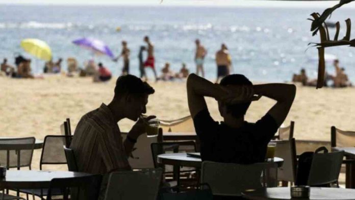 Barcelona apuesta por la calidad en la nueva licitación de chiringuitos