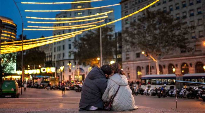 Barcelona encenderá la Navidad el 22 de noviembre y ya prepara las luces de 2026 Barcelona encenderá la Navidad el 22 de noviembre y ya prepara las luces de 2026