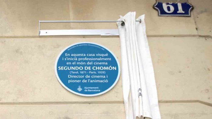 Ciutat Vella rinde homenaje a Segundo de Chomón con una placa conmemorativa
