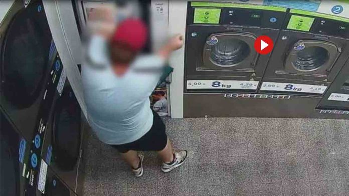 Detenido un joven por una serie de robos en lavanderías de Sant Martí