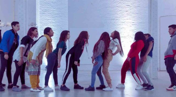 EN RESiDENCIA 17ª edición: creatividad sin fronteras en los institutos EN RESiDENCIA 17ª edición: creatividad sin fronteras en los institutos