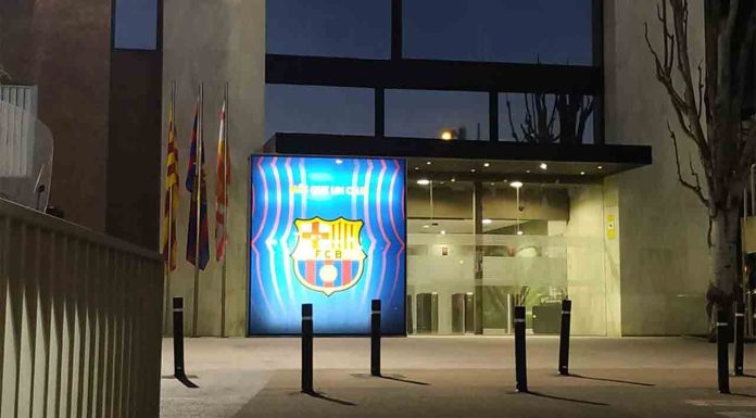 El Barça firma con Uber pero podría romper el contrato en breve El Barça firma con Uber pero podría romper el contrato en breve