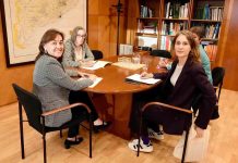 Govern y Comuns acuerdan medidas contra los desahucios Govern y Comuns acuerdan medidas contra los desahucios